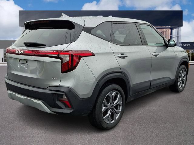 Certified 2024 Kia Seltos LX AWD/4WD image 6
