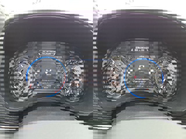 Used 2020 RAM 3500 Limited image 20