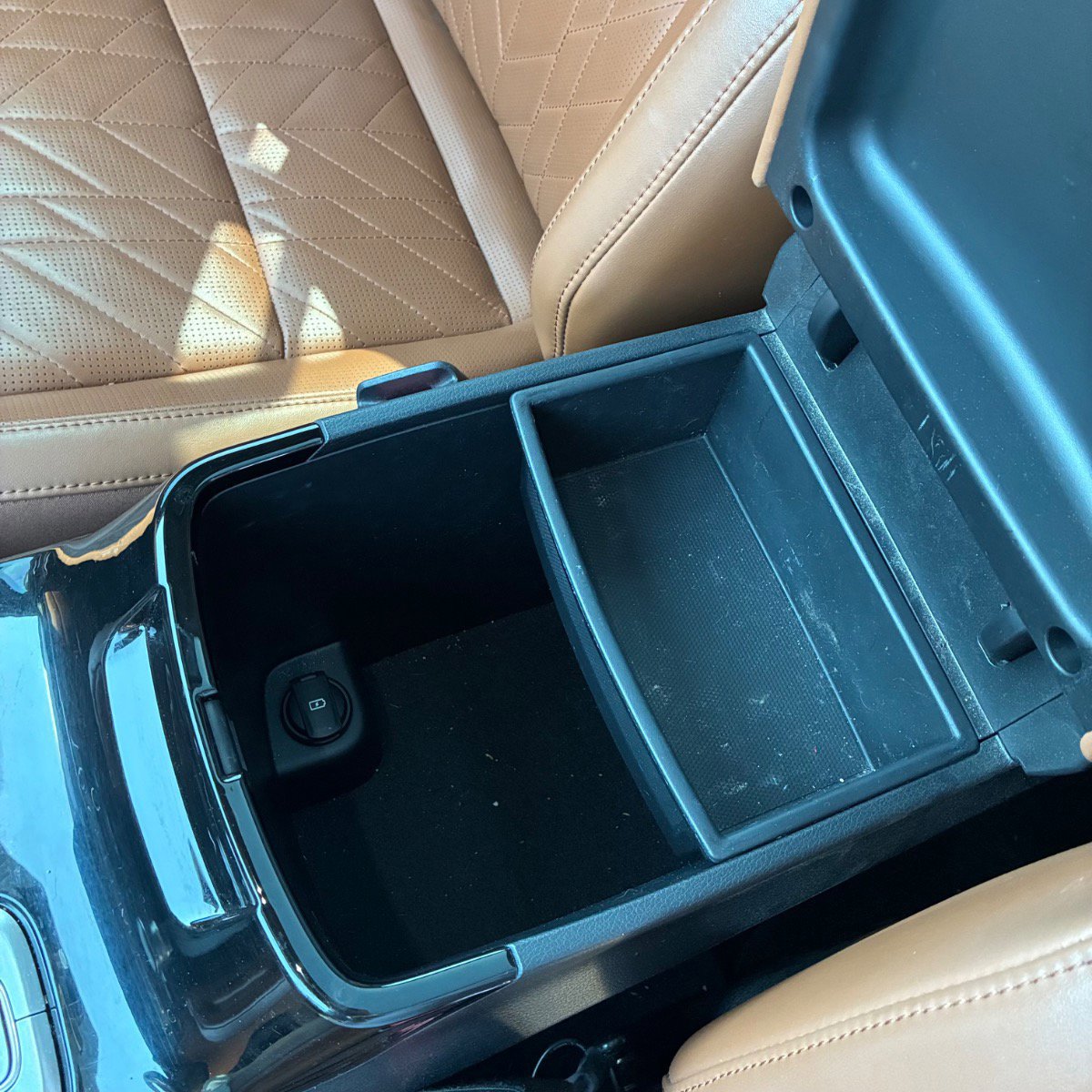 Used 2024 Kia Telluride SX Prestige X-Pro image 28