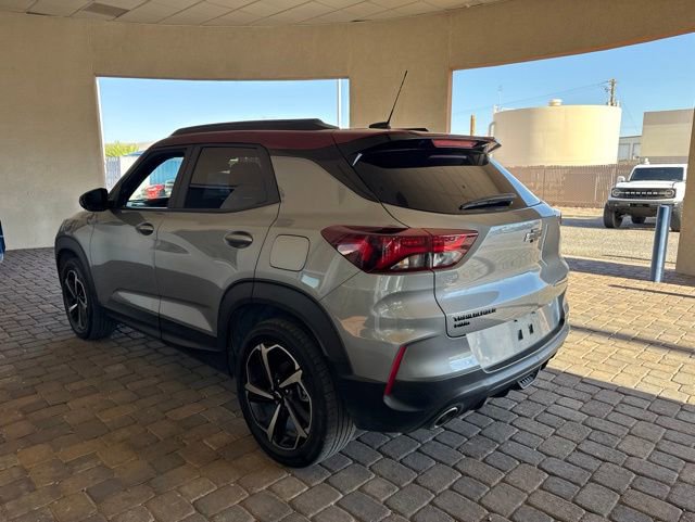 Used 2023 Chevrolet TrailBlazer RS w/ Sun and Liftgate Package AWD/4WD image 2