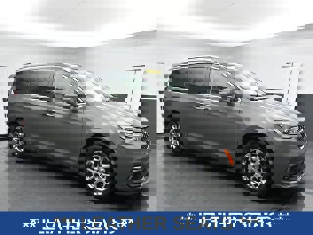 Used 2021 Chrysler Pacifica Touring-L image 3