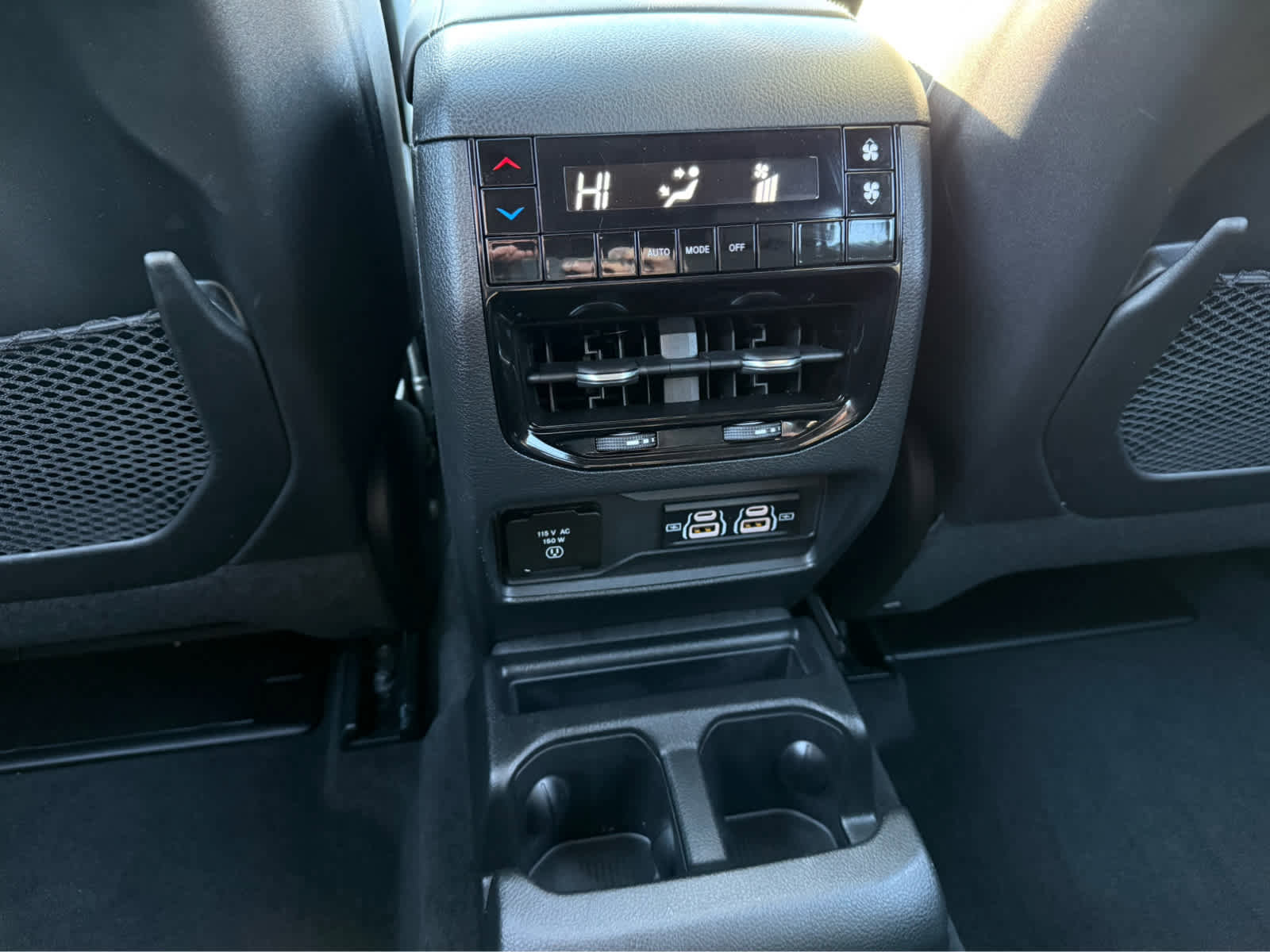 Used 2025 Jeep Grand Cherokee L Laredo w/ Luxury Tech Group I image 26