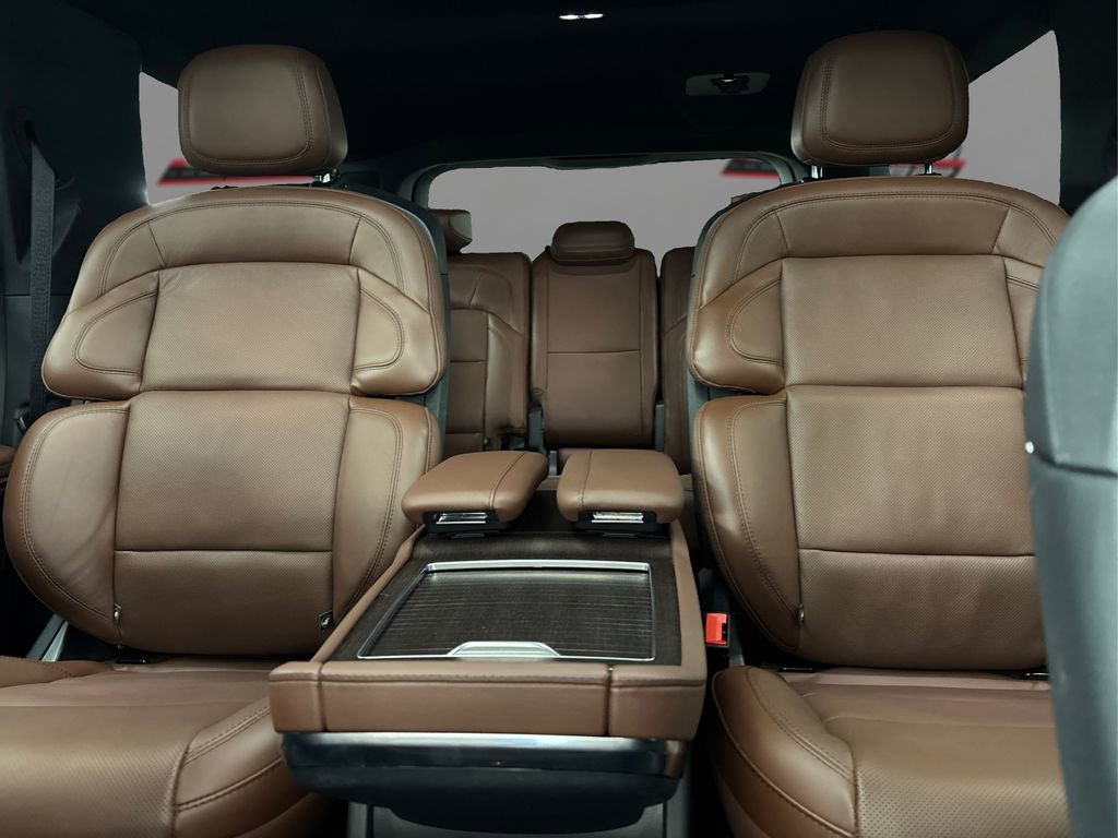 Used 2025 Lincoln Navigator L Reserve image 19
