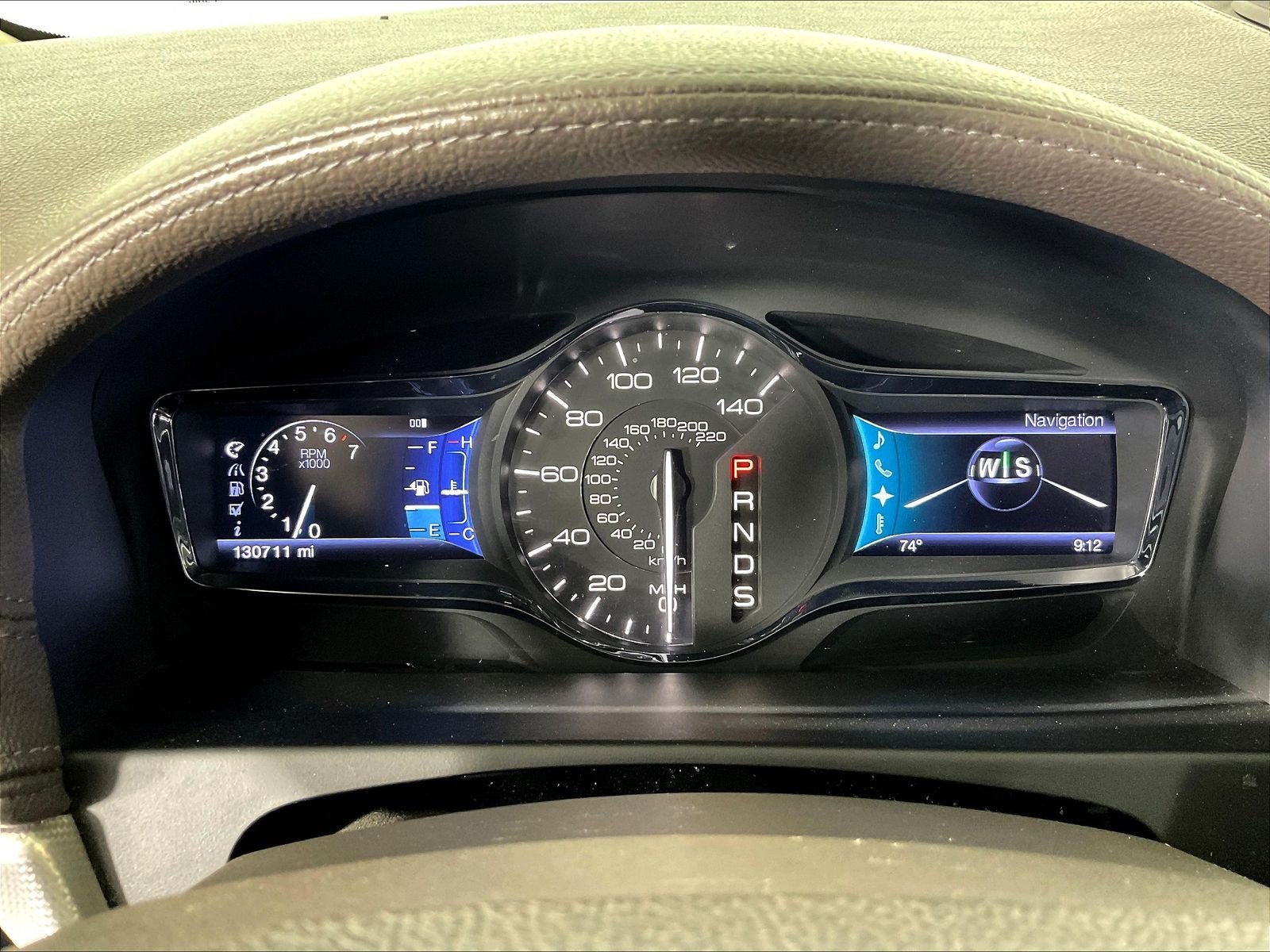 Used 2013 Lincoln MKX FWD image 13