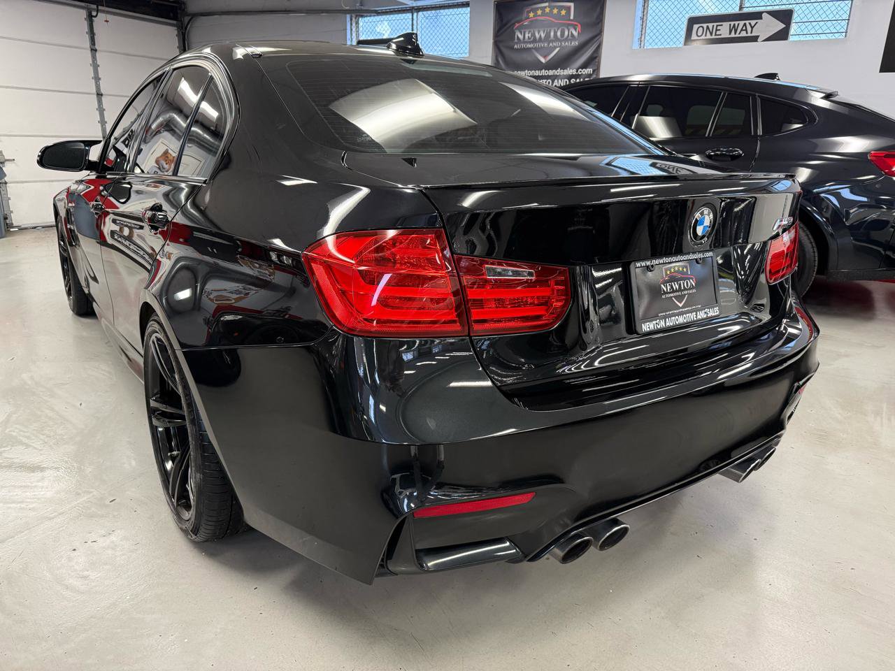 Used 2015 BMW M3 image 4
