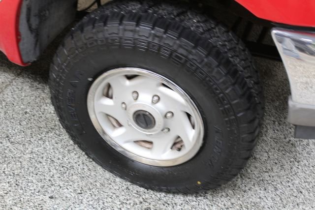 Used 2003 Ford F250 XL image 13