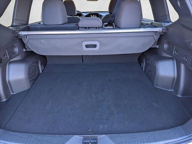 Used 2025 Subaru Forester Premium AWD/4WD image 6