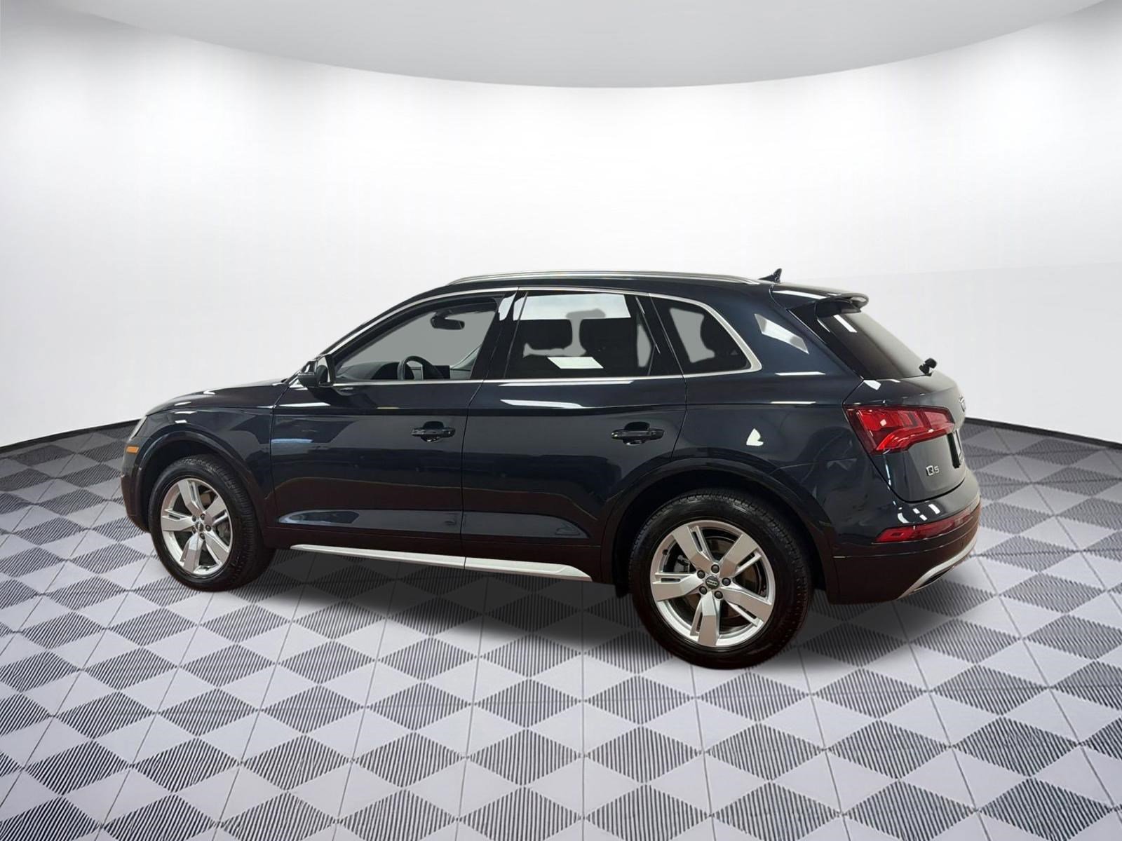 Used 2019 Audi Q5 Prestige image 3
