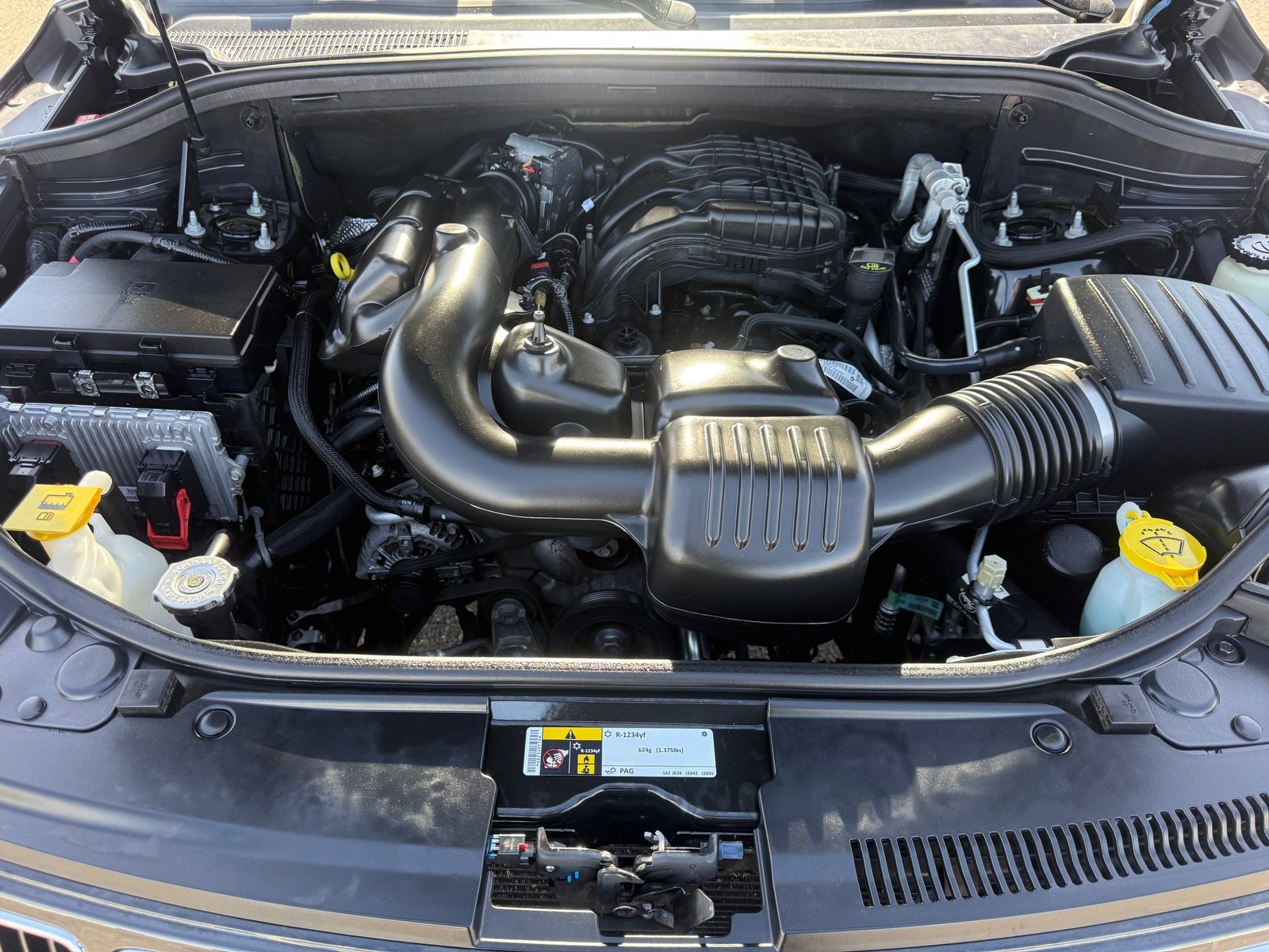 Used 2015 Jeep Grand Cherokee Limited w/ Luxury Group II image 32