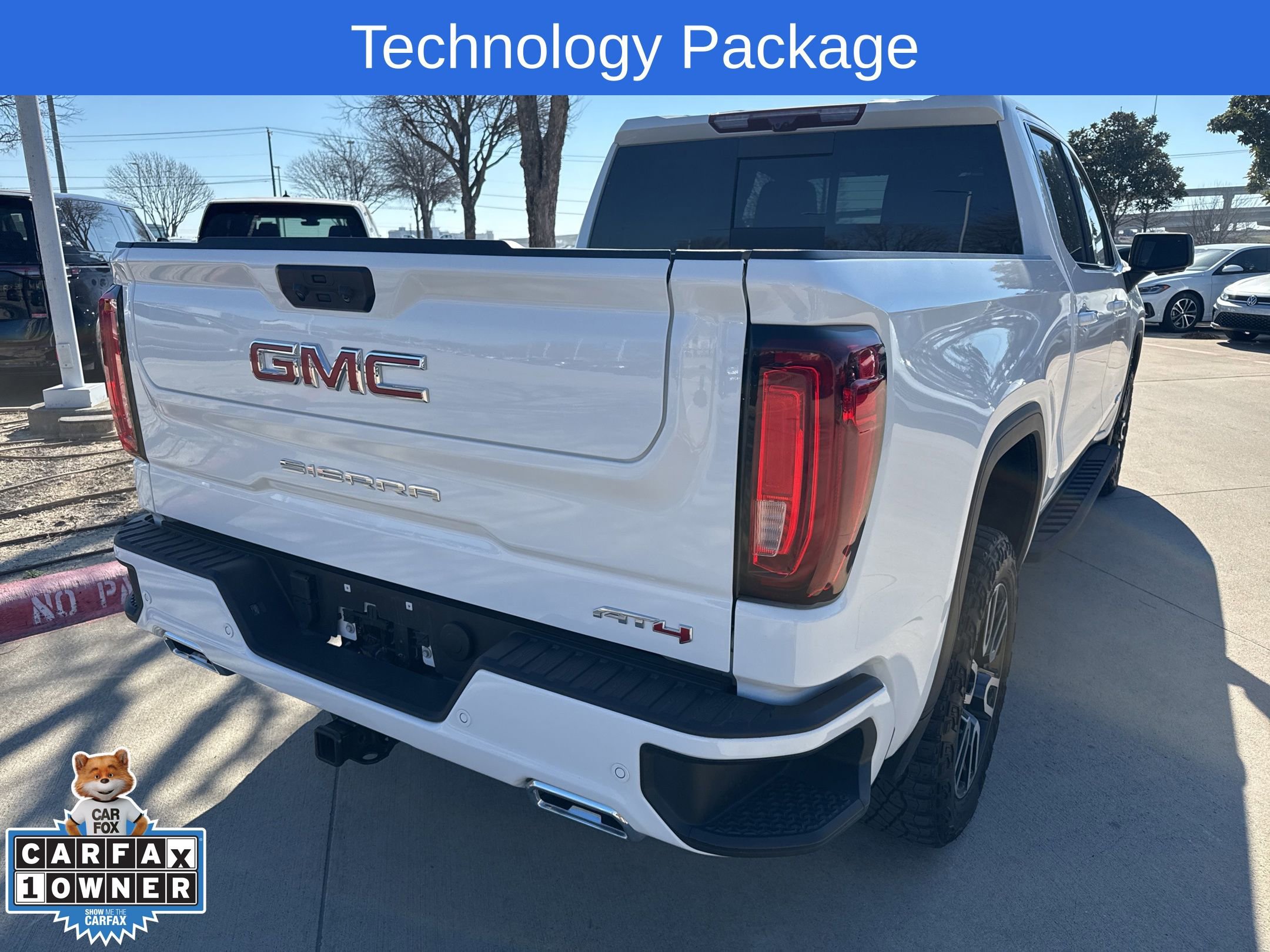 Used 2024 GMC Sierra 1500 AT4 w/ Technology Package image 4