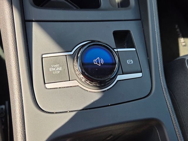 Used 2025 Volkswagen Tiguan S image 20