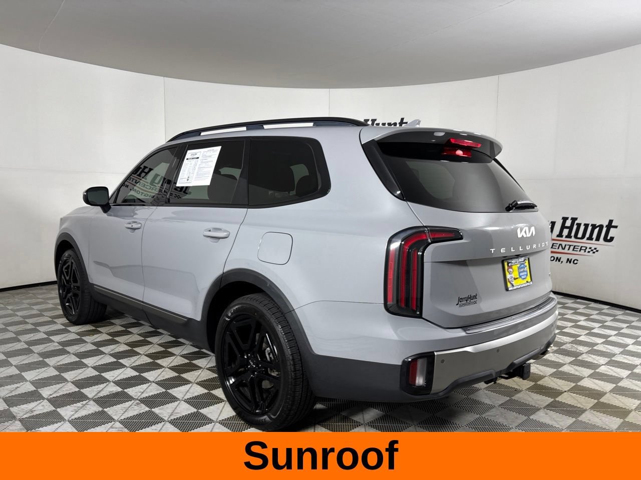 Used 2023 Kia Telluride EX X-Line AWD/4WD image 9