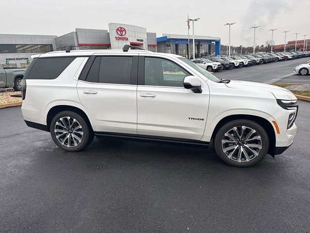 Used 2025 Chevrolet Tahoe High Country image 8