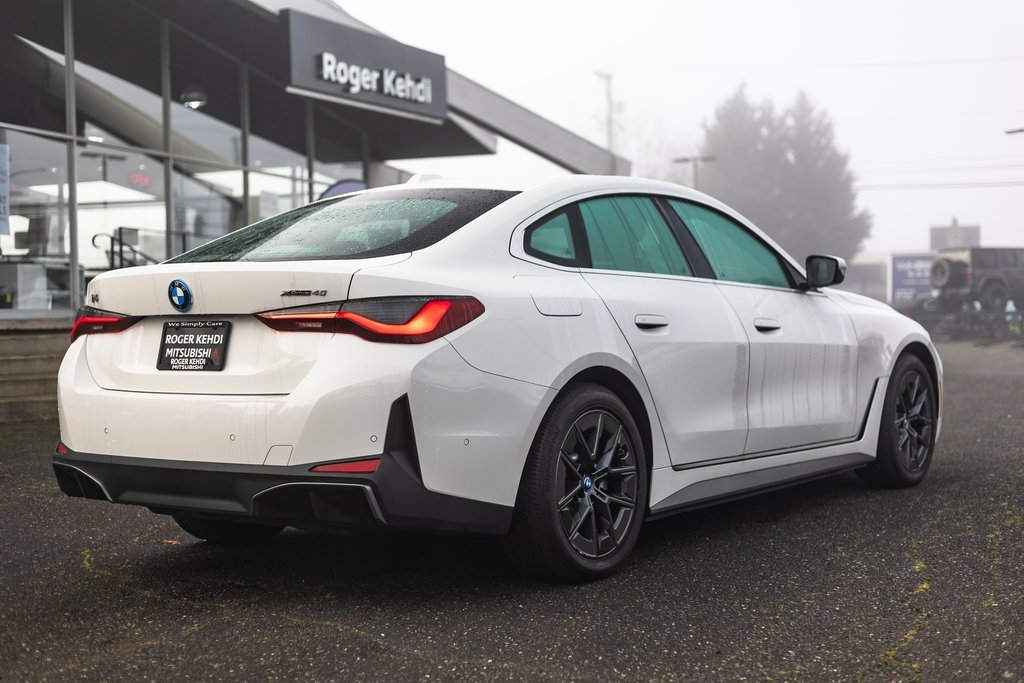 Used 2024 BMW i4 xDrive40i image 8
