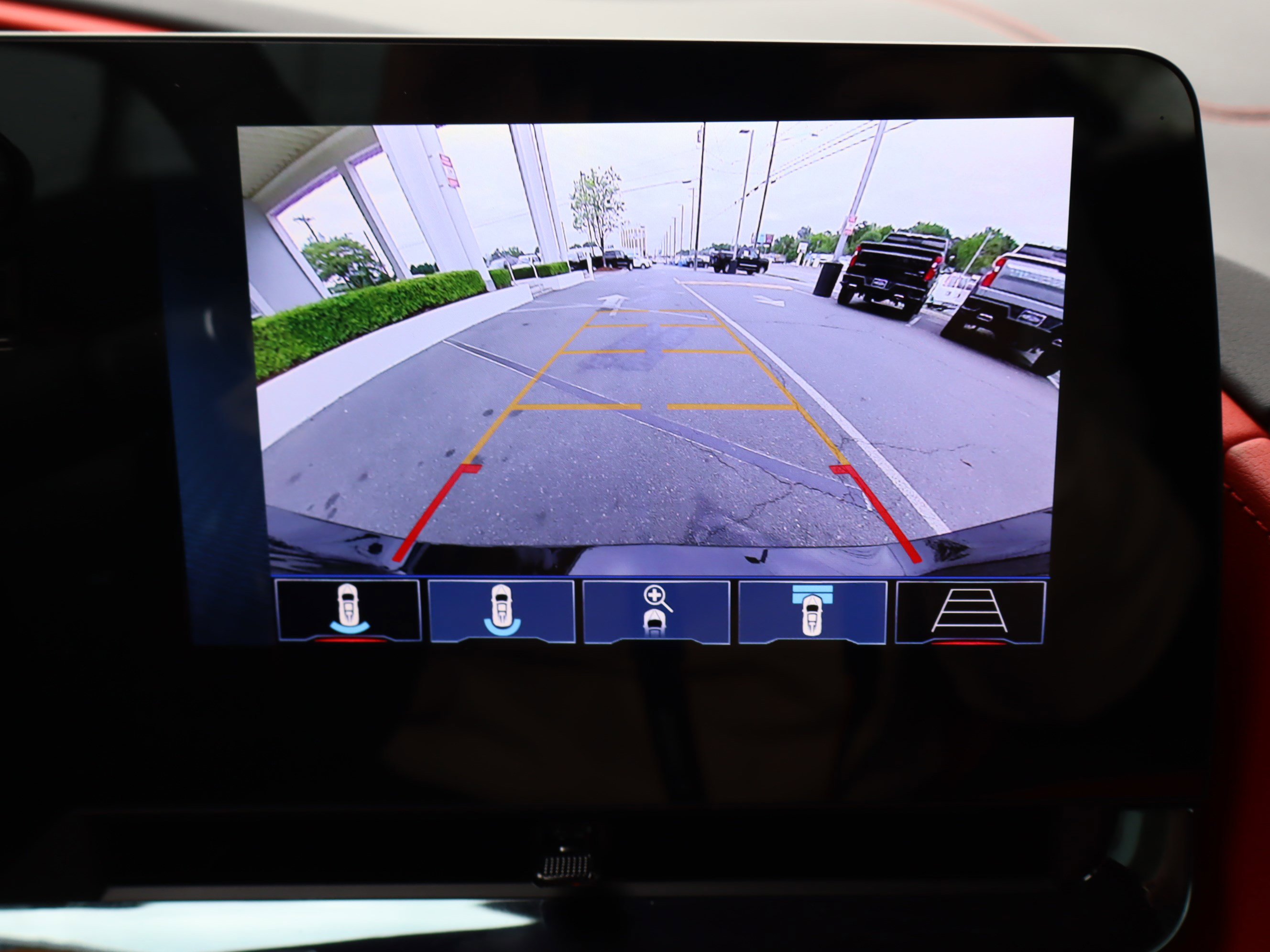 Used 2025 Chevrolet Corvette E-Ray w/ Stealth Interior Trim Package AWD/4WD image 26