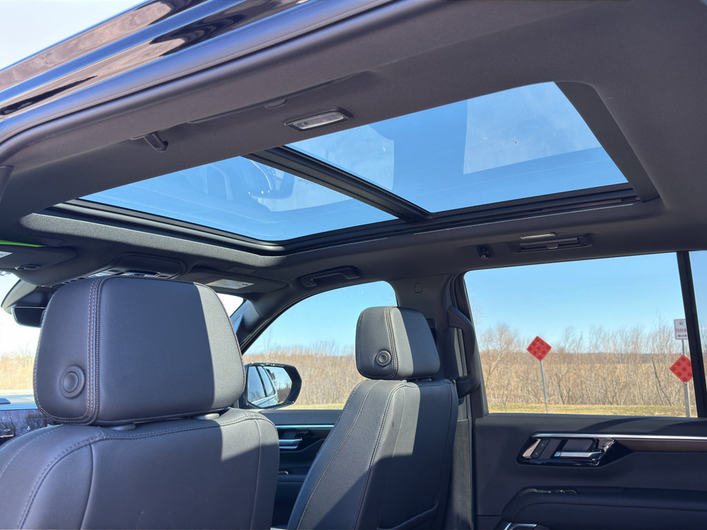 Used 2026 Chevrolet Tahoe High Country image 41