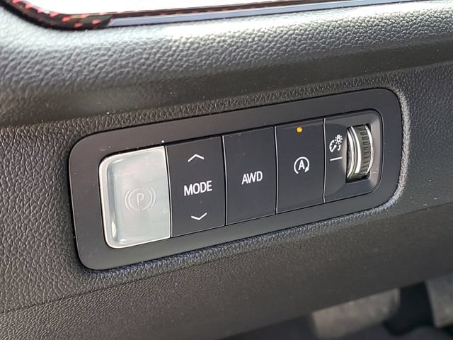 Certified 2025 Chevrolet Traverse Z71 AWD/4WD image 9
