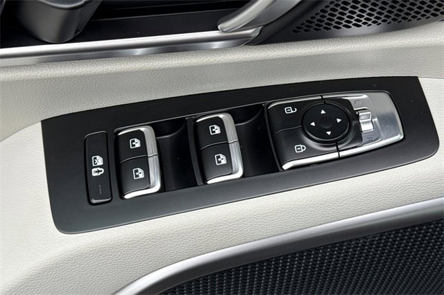 New 2025 Kia Telluride S image 13