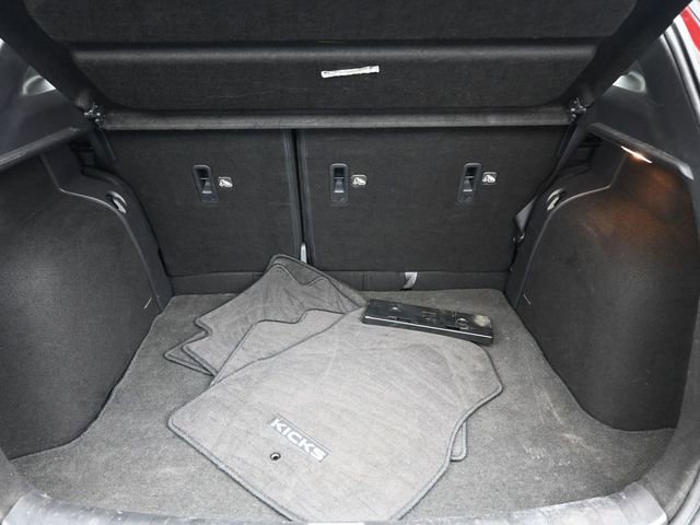 Used 2020 Nissan Kicks SR w/ SR Premium Package image 23