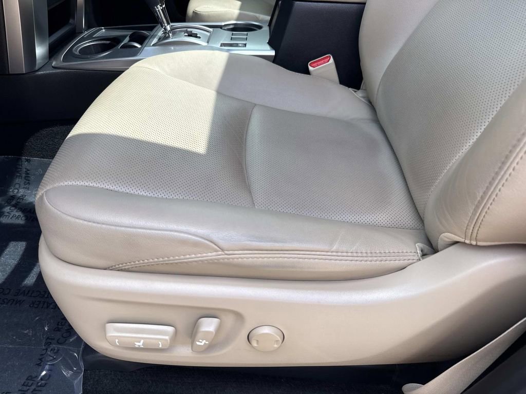 Used 2023 Toyota 4Runner Limited image 28