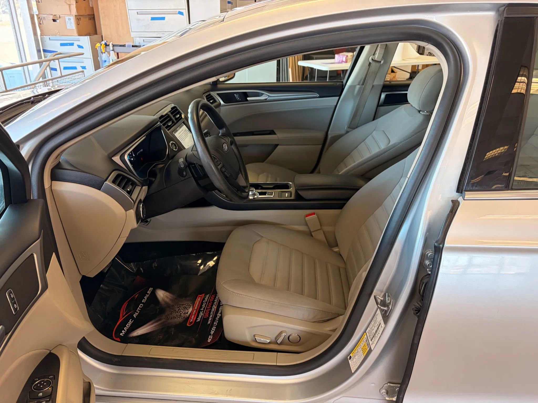 Used 2019 Ford Fusion SE image 50