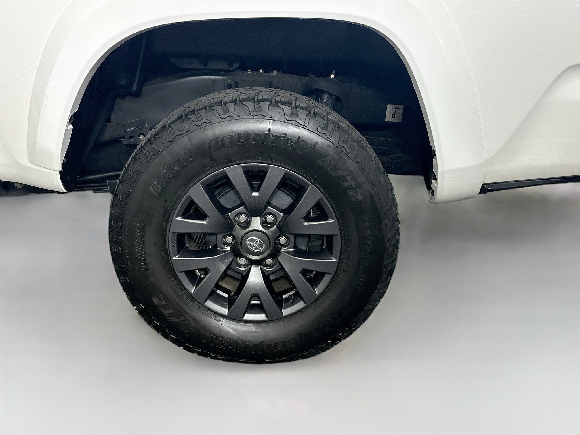 Used 2023 Toyota Tacoma SR5 RWD image 11