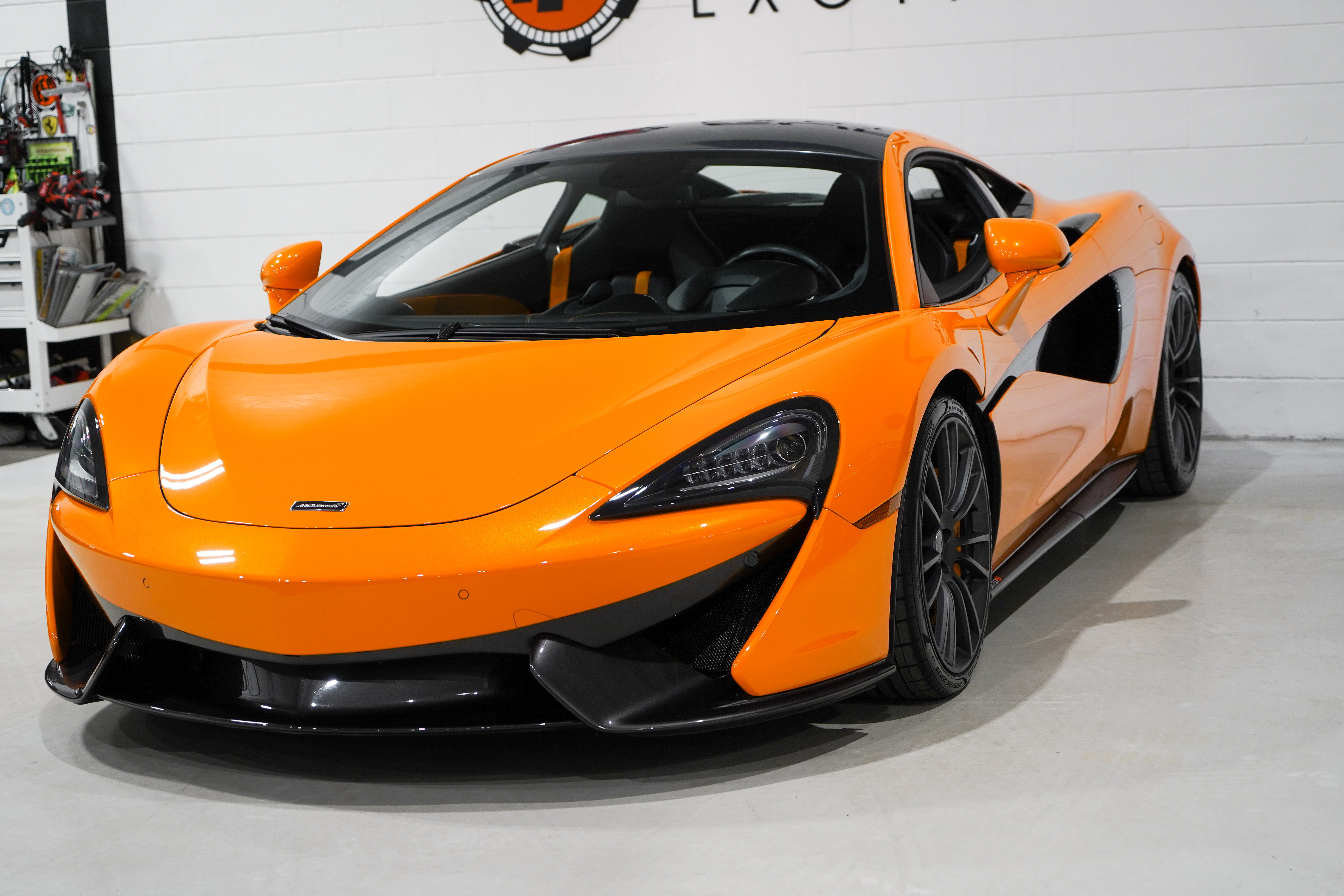 Used 2017 McLaren 570S Coupe RWD image 35