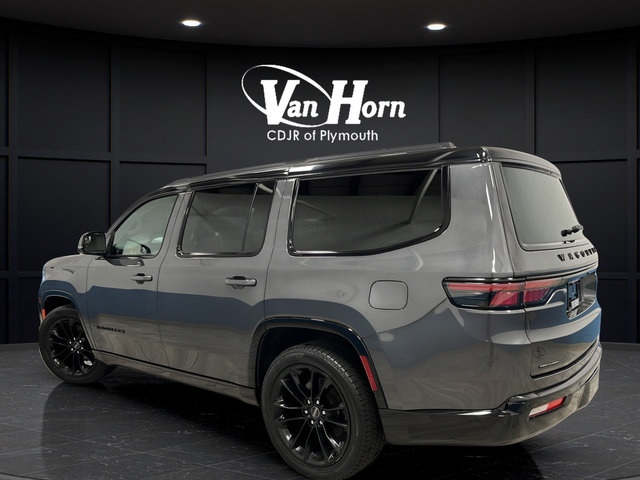 Used 2022 Jeep Wagoneer Series III w/ Premium Group I AWD/4WD image 5
