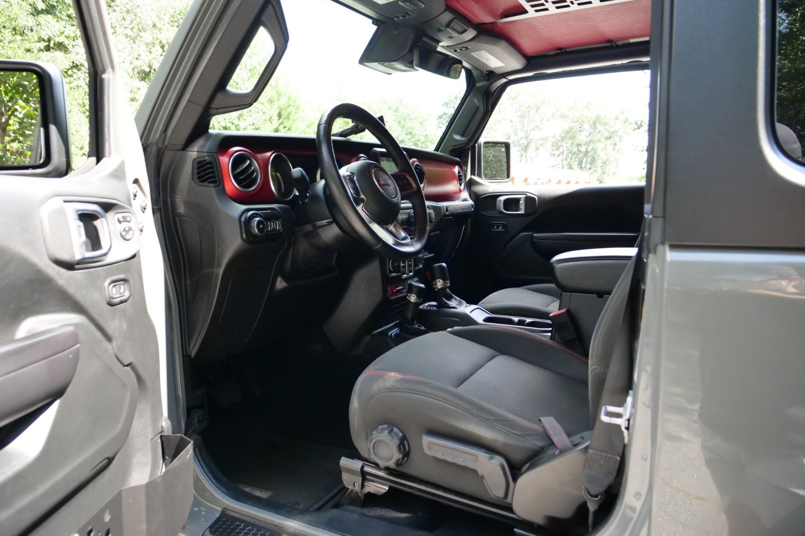 Used 2019 Jeep Wrangler Rubicon AWD/4WD image 28