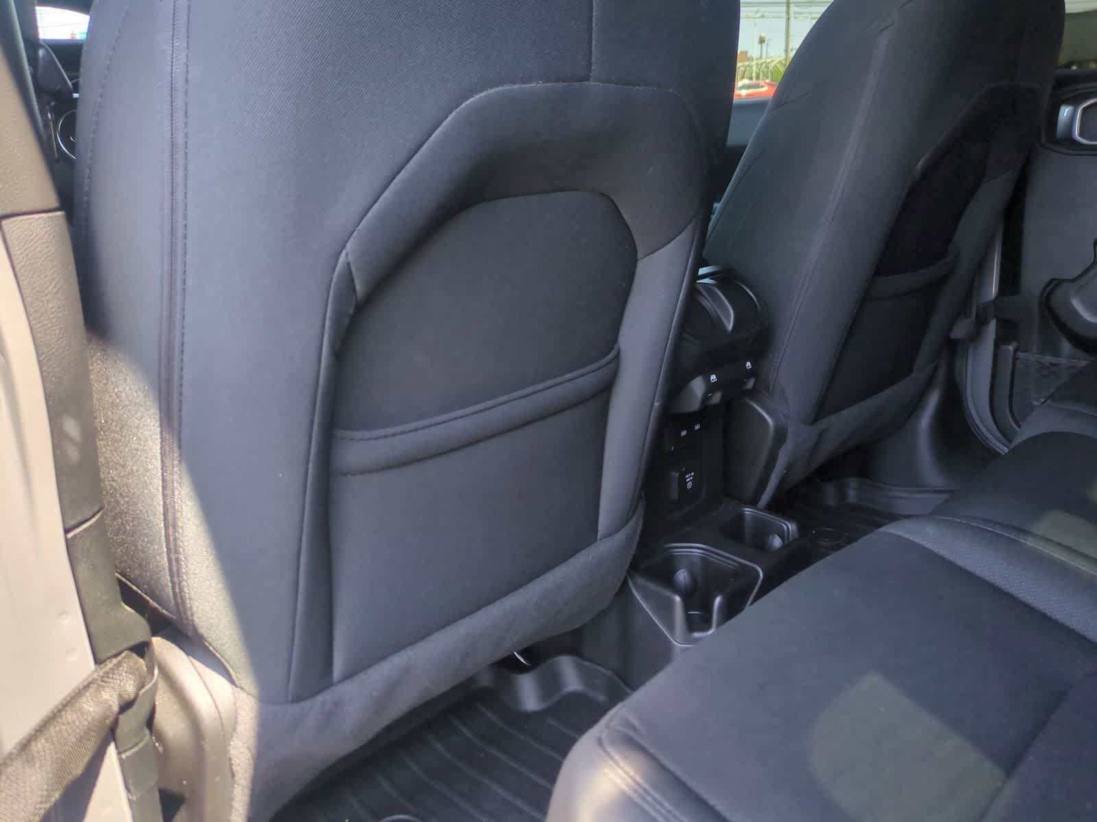 Used 2021 Jeep Gladiator Sport AWD/4WD image 18