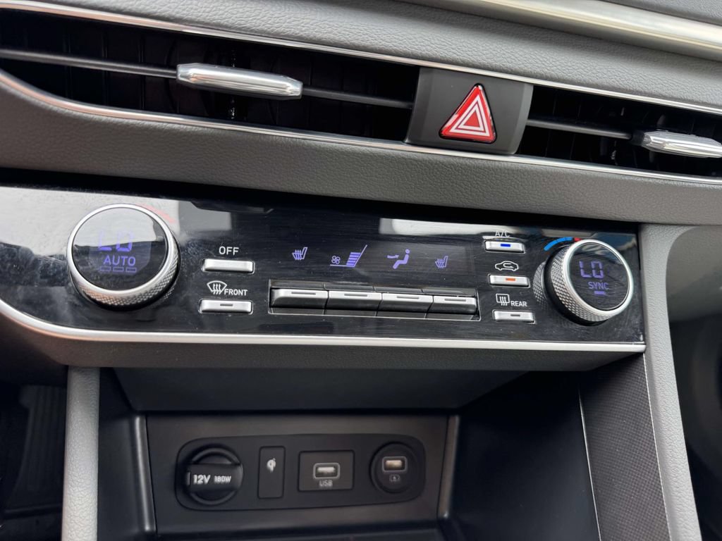 Used 2023 Hyundai Sonata SEL w/ Convenience Package FWD image 23