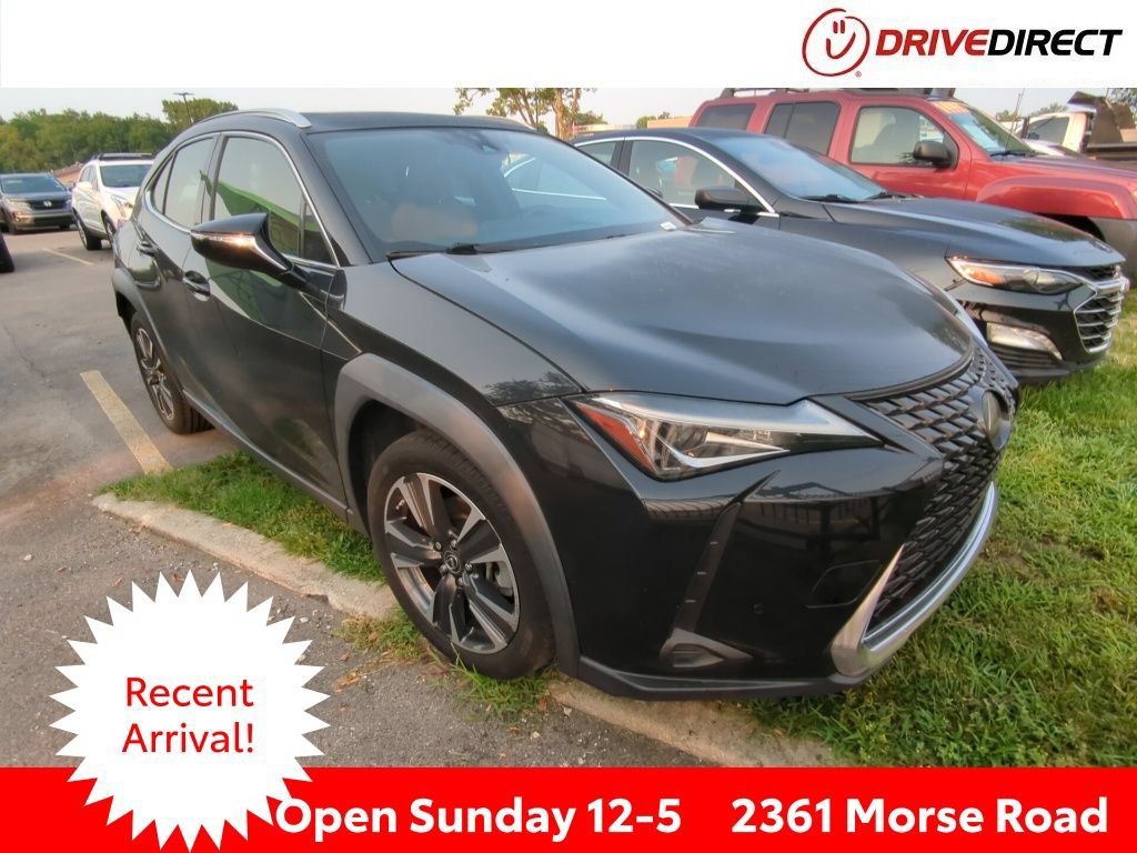 Used 2020 Lexus UX 200 w/ Accessory Package 2