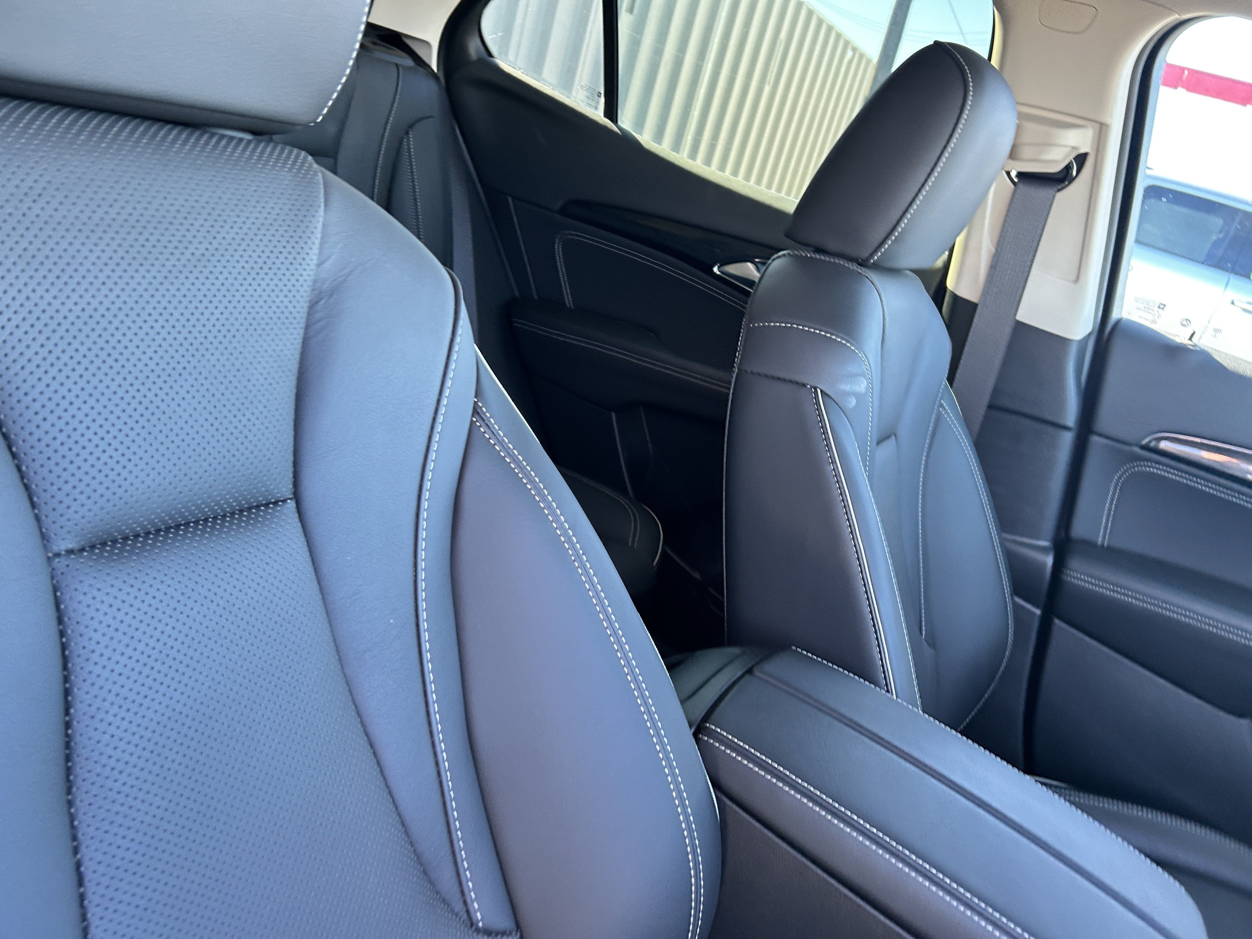 Used 2022 Buick Envision Essence w/ Safety Package AWD/4WD image 14