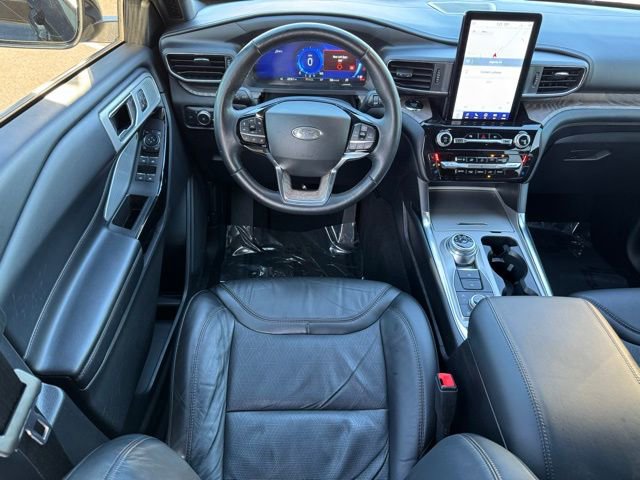 Used 2022 Ford Explorer Platinum w/ Equipment Group 601A image 15