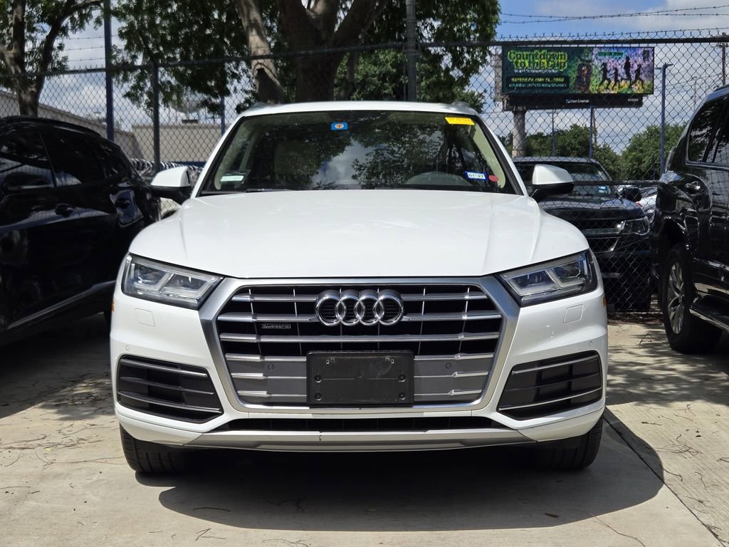 Used 2018 Audi Q5 2.0T Premium Plus w/ Premium Plus Package AWD/4WD image 4
