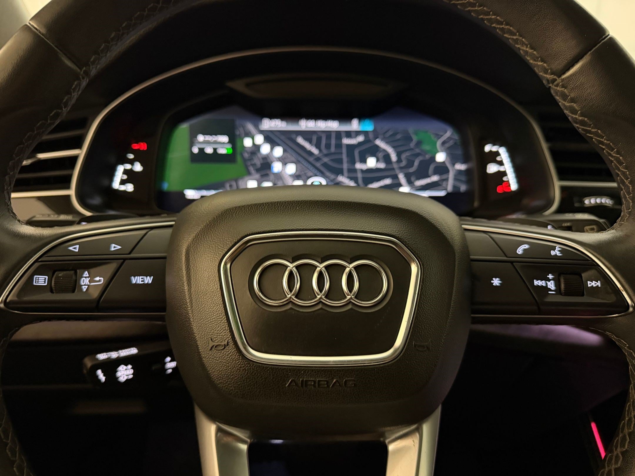 Certified 2023 Audi Q8 Premium Plus w/ Premium Plus Package AWD/4WD image 18