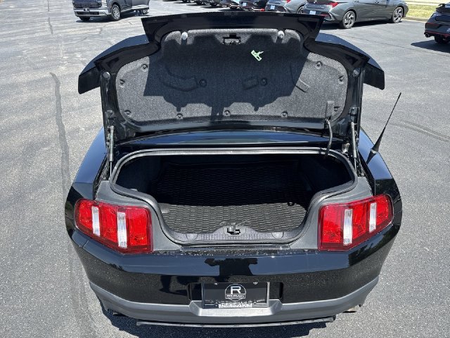 Used 2011 Ford Mustang Shelby GT500 w/ SVT Performance Pkg RWD image 23
