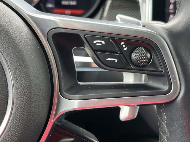 Used 2020 Porsche Macan Turbo image 19