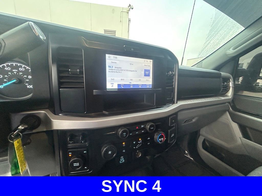 Used 2025 Ford F250 XLT image 11