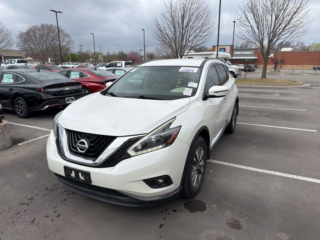 Used 2018 Nissan Murano SV w/ Cargo Package image 2