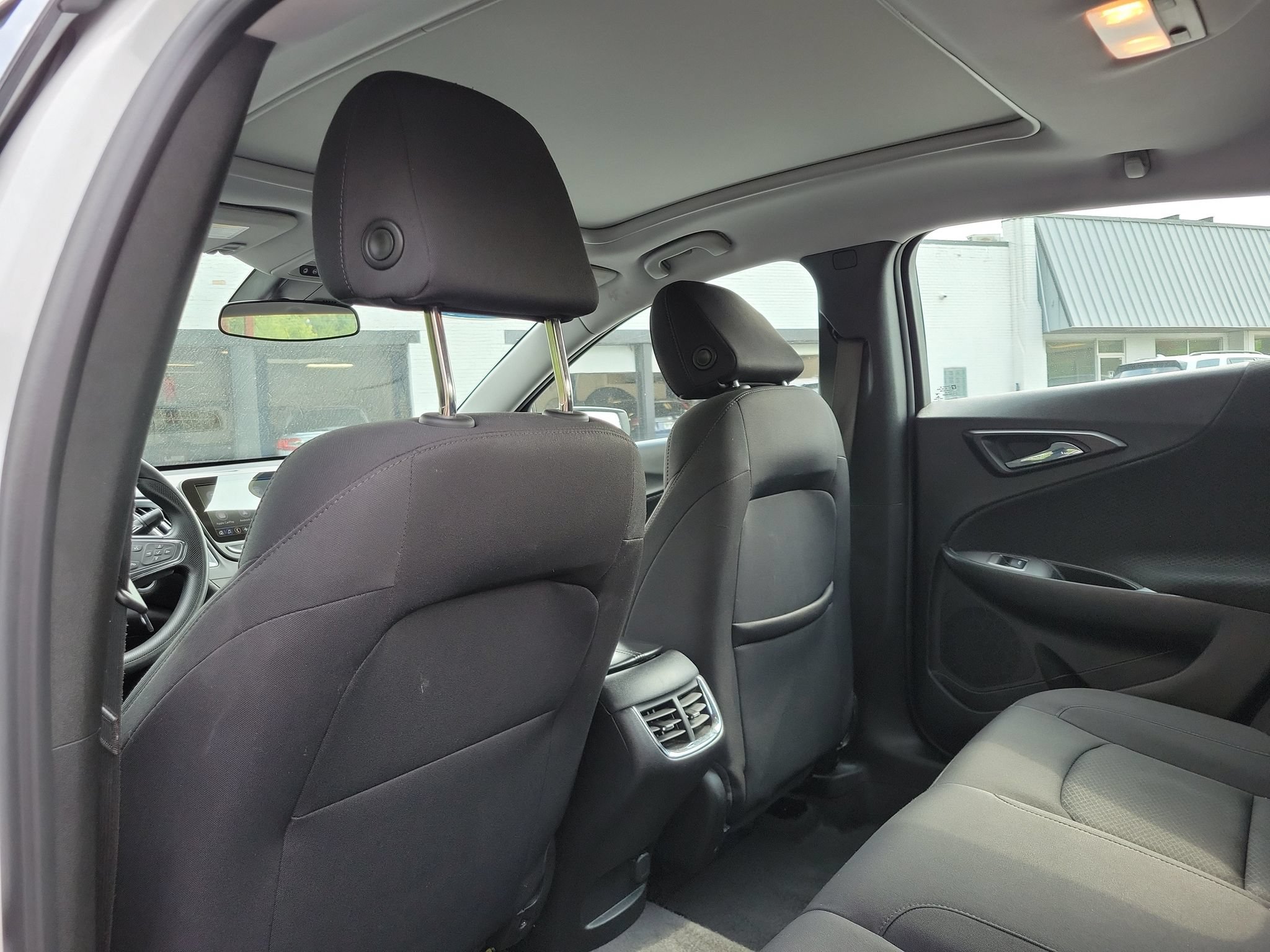 Used 2024 Chevrolet Malibu LT FWD image 23