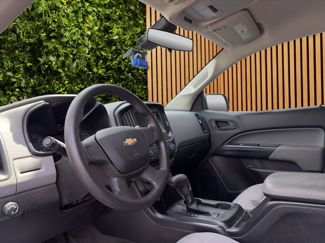 Used 2020 Chevrolet Colorado W/T RWD image 2
