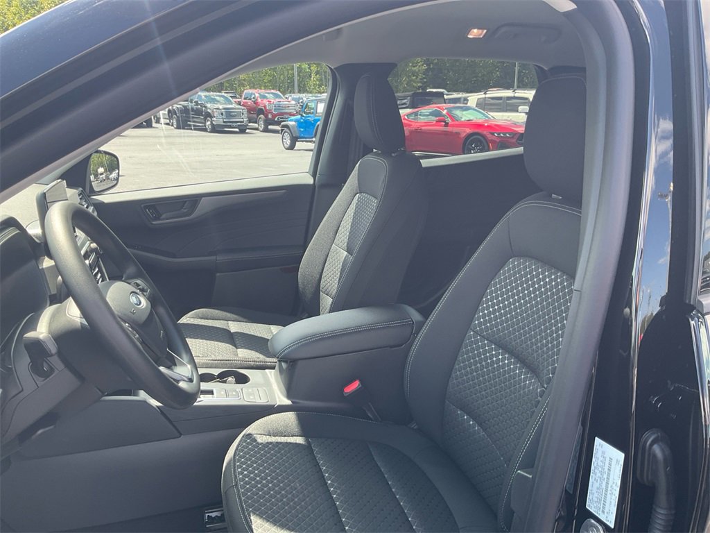 New 2025 Ford Escape Active image 16