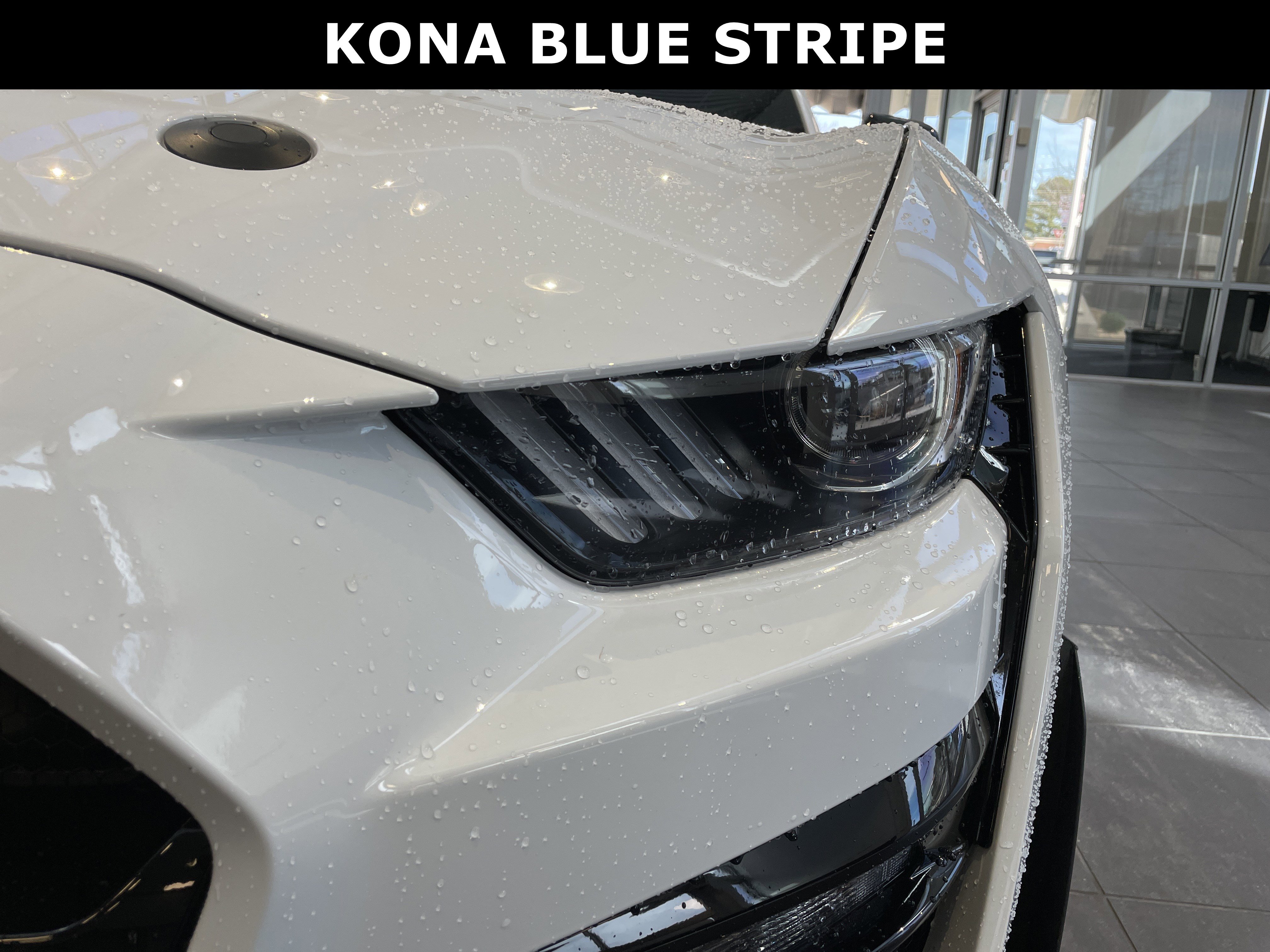 Used 2021 Ford Mustang Shelby GT500 w/ Carbon Fiber Track Pack RWD image 5