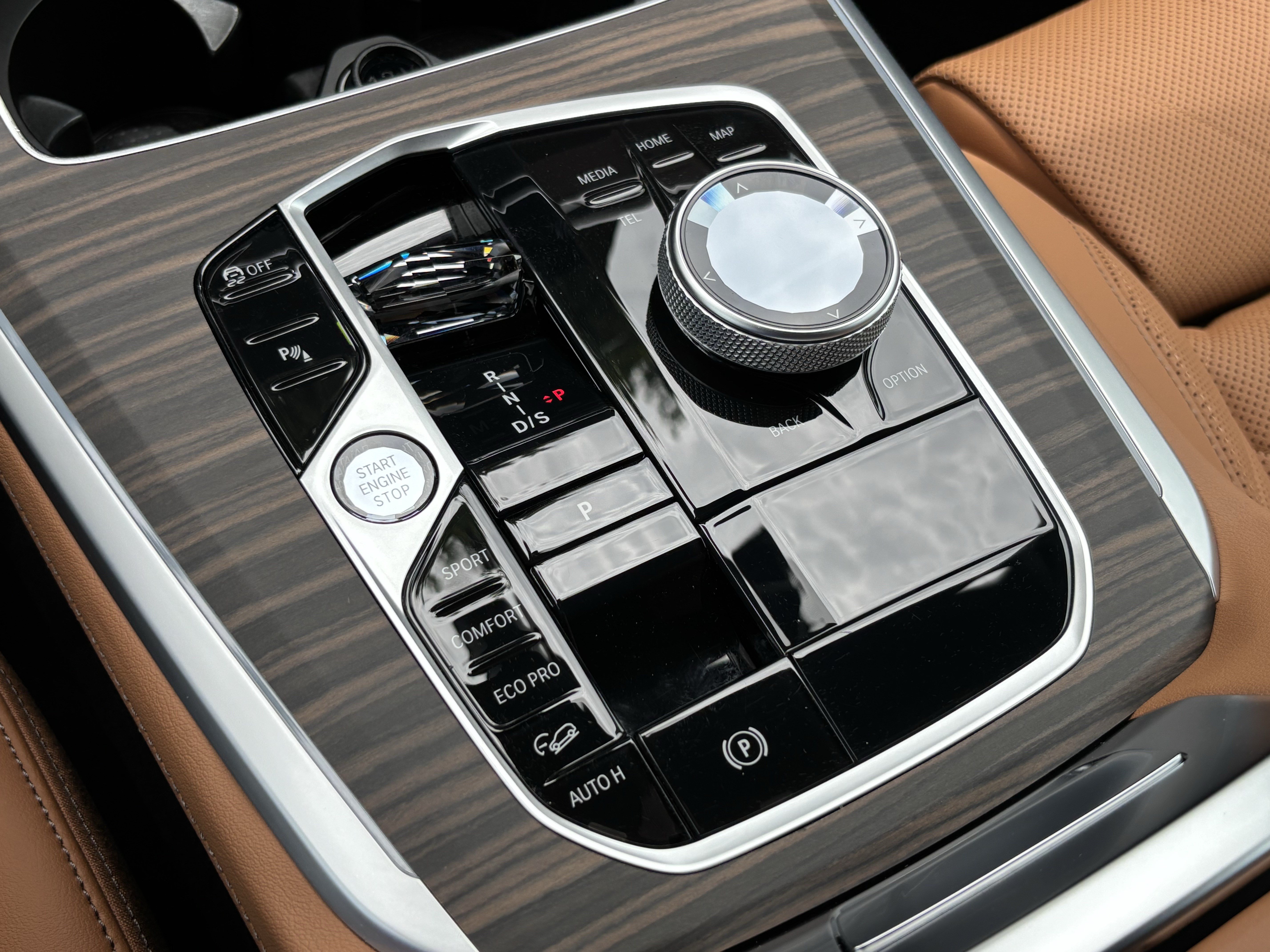 Certified 2025 BMW X5 M60i AWD/4WD image 26