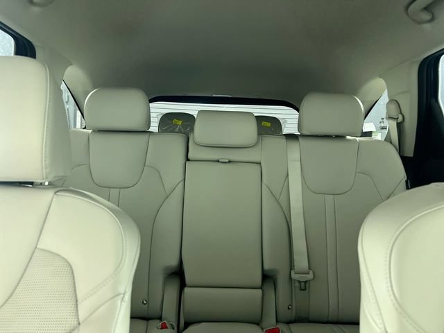 New 2026 Kia Sorento S w/ S Panoramic Sunroof Package FWD image 32