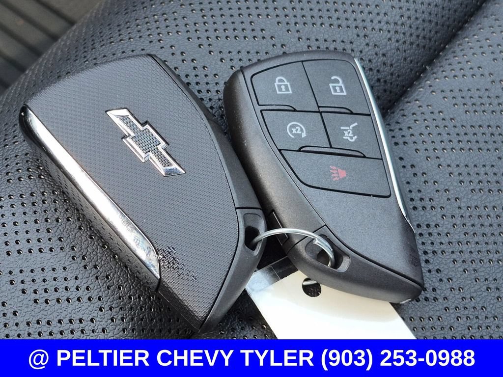 Used 2027 Chevrolet Equinox RS w/ Safety and Technology Package AWD/4WD image 45