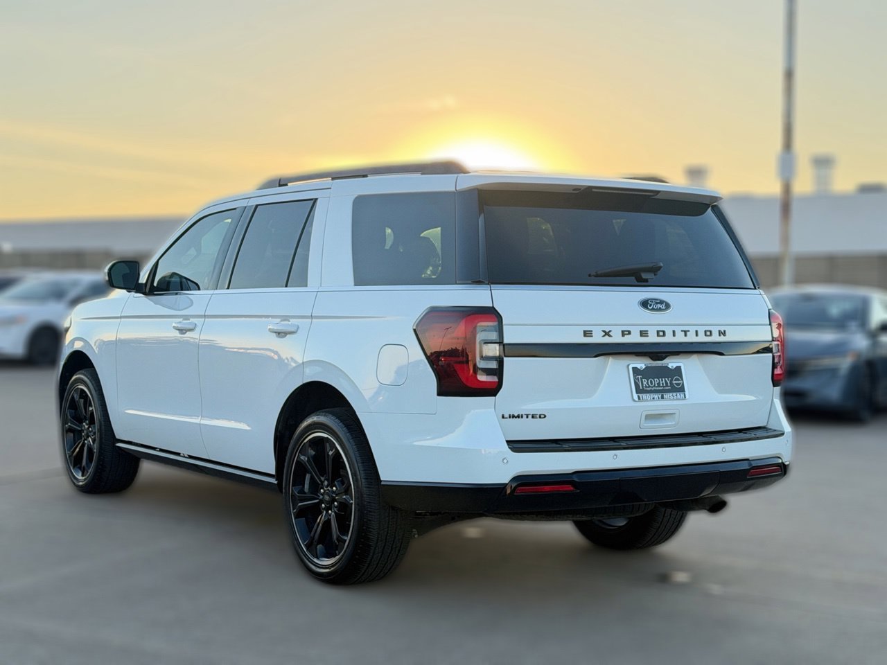Used 2022 Ford Expedition Limited RWD image 6