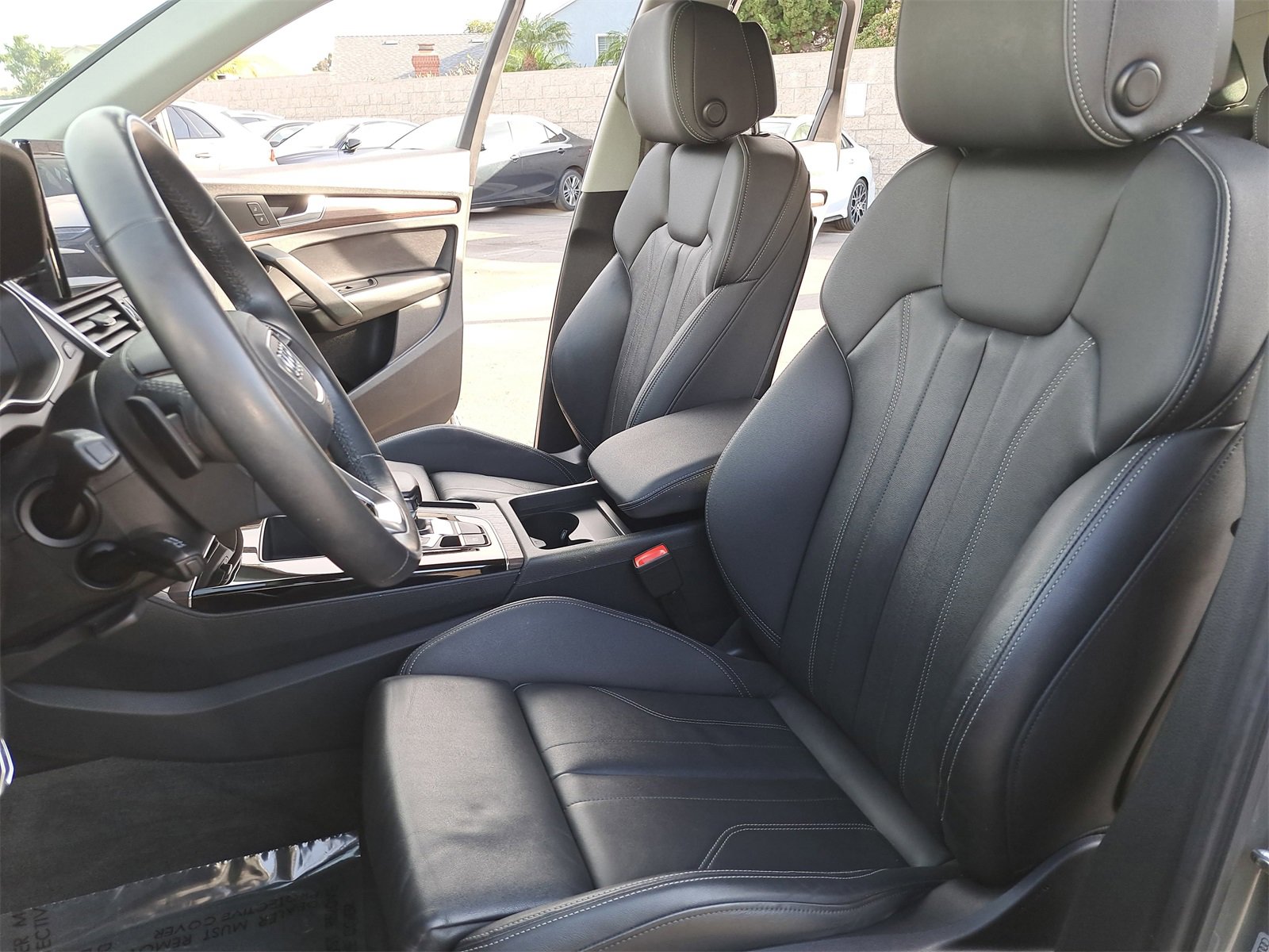 Used 2023 Audi Q5 e Premium w/ Convenience Package image 15