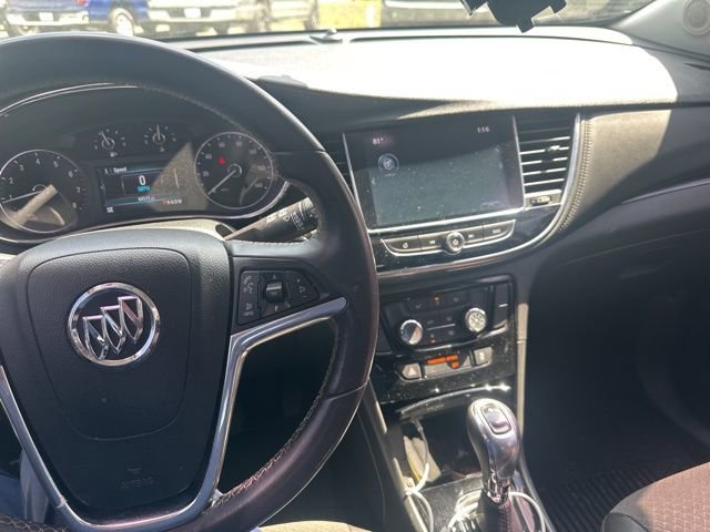 Used 2018 Buick Encore Sport Touring image 9